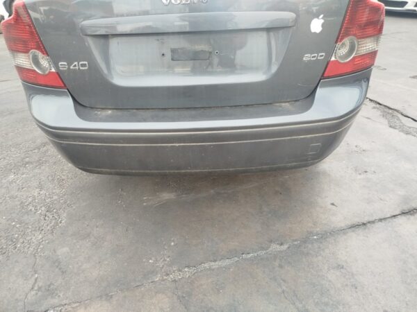 PARAGOLPES TRASERO VOLVO S40 BERLINA
