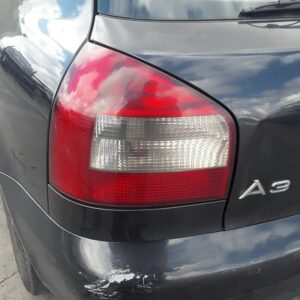 PILOTO TRASERO IZQUIERDO AUDI A3 (8L)