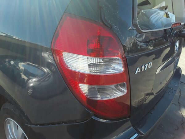 PILOTO TRASERO IZQUIERDO MERCEDES-BENZ CLASE A (BM 169)