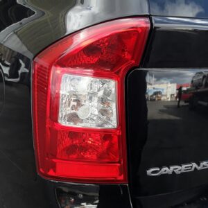 PILOTO TRASERO IZQUIERDO KIA CARENS (UN)
