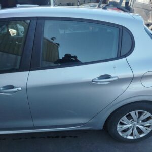 PUERTA TRASERA IZQUIERDA PEUGEOT 208