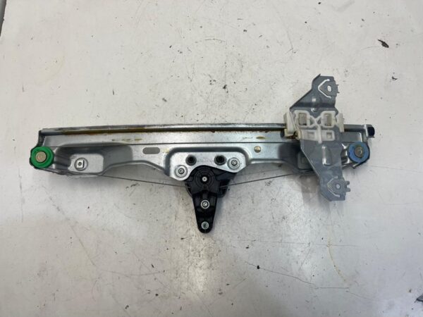 ELEVALUNAS DELANTERO DERECHO NISSAN QASHQAI (J11E)
