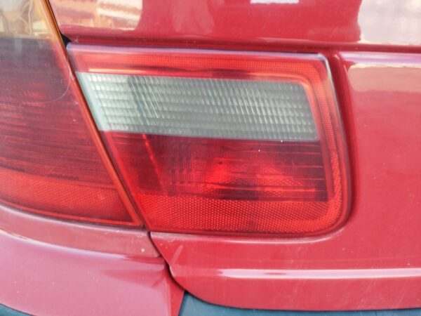 PILOTO TRASERO IZQUIERDO INTERIOR BMW SERIE 3 BERLINA (E46)