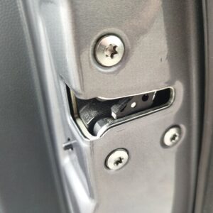 CERRADURA PUERTA TRASERA DERECHA HYUNDAI IX35 (EL/LM)
