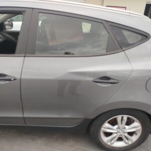 PUERTA TRASERA IZQUIERDA HYUNDAI IX35 (EL/LM)