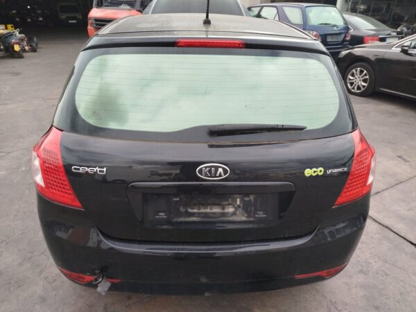 PORTON TRASERO KIA CEED (ED)
