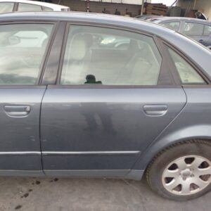 PUERTA TRASERA IZQUIERDA AUDI A4 BERLINA (8E)
