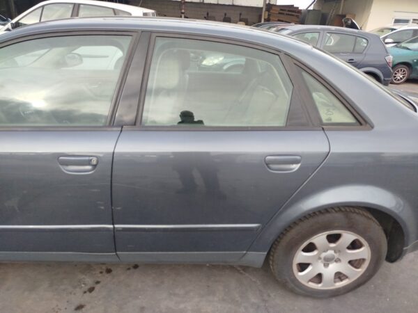 PUERTA TRASERA IZQUIERDA AUDI A4 BERLINA (8E)