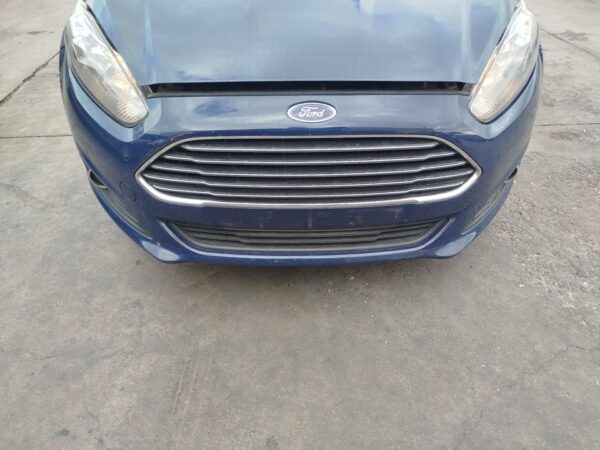 PARAGOLPES DELANTERO FORD FIESTA (CNN)