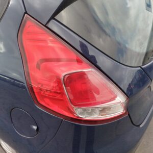 PILOTO TRASERO IZQUIERDO FORD FIESTA (CNN)