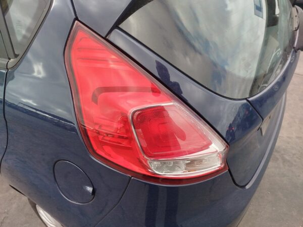 PILOTO TRASERO IZQUIERDO FORD FIESTA (CNN)