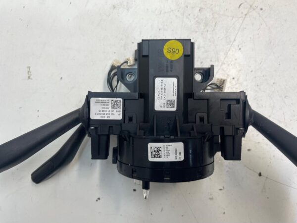 MANDO MULTIFUNCION VOLKSWAGEN PASSAT BERLINA (3C2)