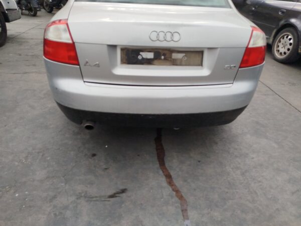 PARAGOLPES TRASERO AUDI A4 BERLINA (8E)