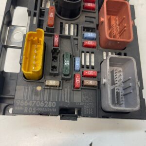 CAJA RELES / FUSIBLES PEUGEOT 308 SW