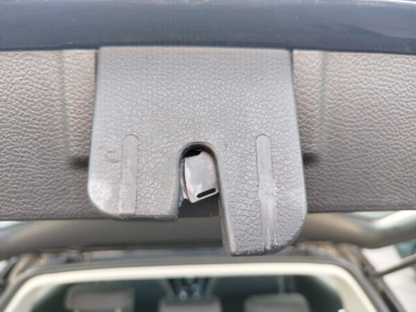 CERRADURA MALETERO / PORTON VOLKSWAGEN GOLF VI (5K1)(10.2008)