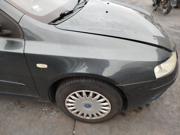ALETA DELANTERA DERECHA FIAT STILO (192)