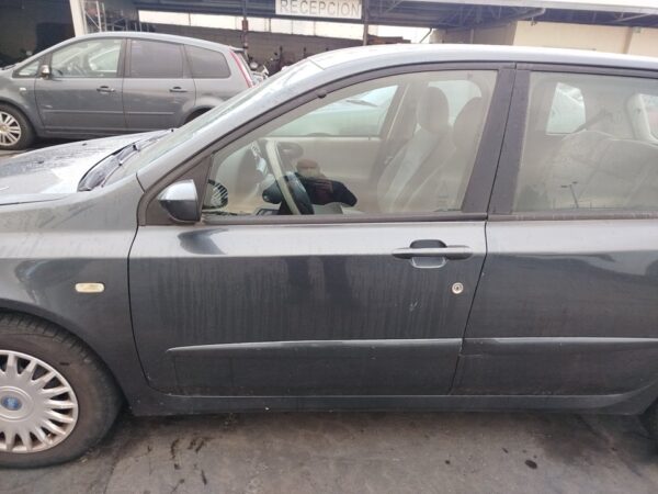PUERTA DELANTERA IZQUIERDA FIAT STILO (192)