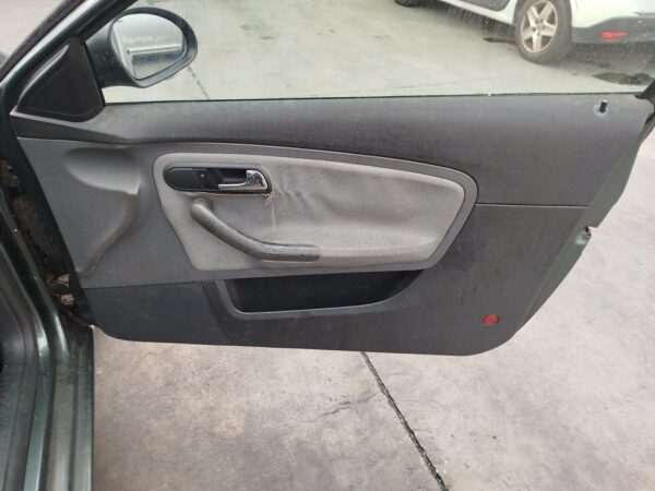 ELEVALUNAS DELANTERO DERECHO SEAT IBIZA (6L1)