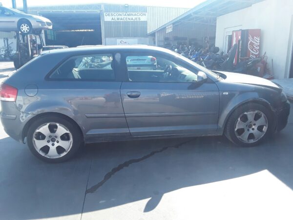 PARAGOLPES TRASERO AUDI A3 - Imagen 2
