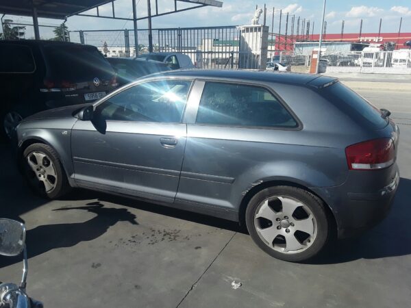 PARAGOLPES TRASERO AUDI A3 - Imagen 4