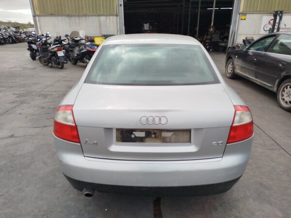 PILOTO TRASERO DERECHO AUDI A4 BERLINA (8E) - Imagen 3