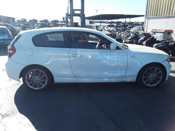 MANGUETA DELANTERA IZQUIERDA BMW SERIE 1 BERLINA - Imagen 3