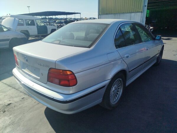 PILOTO TRASERO IZQUIERDO BMW SERIE 5 BERLINA (E39) - Imagen 5