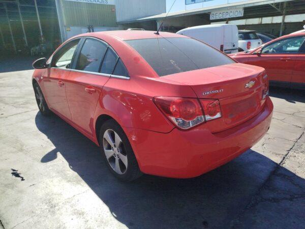 ALETA DELANTERA IZQUIERDA CHEVROLET CRUZE - Imagen 5