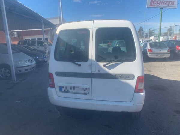 CAJA RELES / FUSIBLES CITROEN BERLINGO - Imagen 3