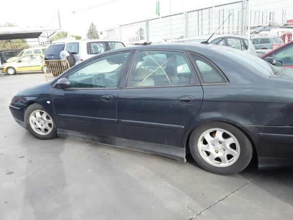 CAJA RELES / FUSIBLES CITROEN C5 BERLINA - Imagen 2