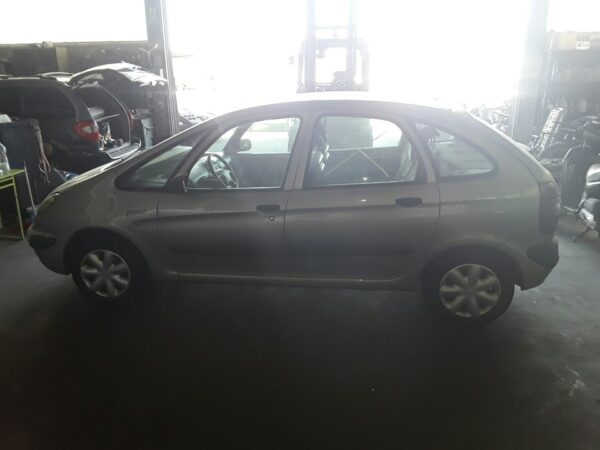 CAJA RELES / FUSIBLES CITROEN XSARA PICASSO - Imagen 3