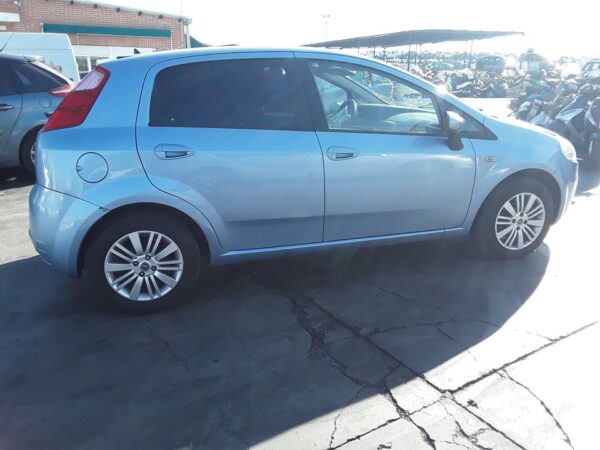 PILOTO TRASERO IZQUIERDO FIAT GRANDE PUNTO - Imagen 4