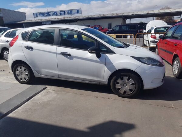 FARO IZQUIERDO FORD FIESTA - Imagen 2