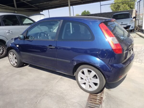 FARO DERECHO FORD FIESTA - Imagen 3
