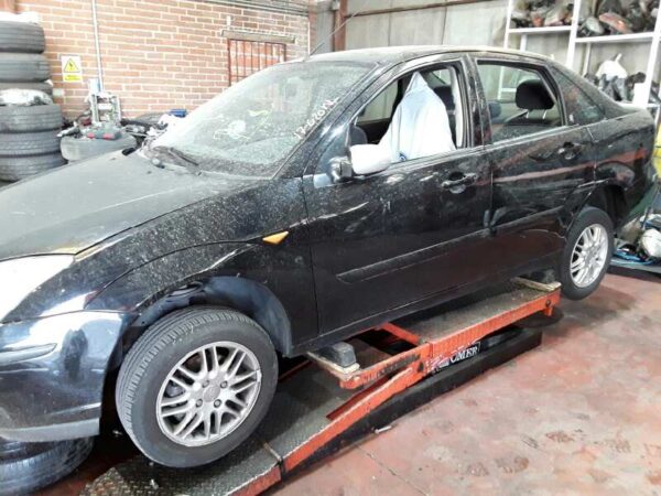 PILOTO TRASERO DERECHO FORD FOCUS BERLINA (CAK) - Imagen 2