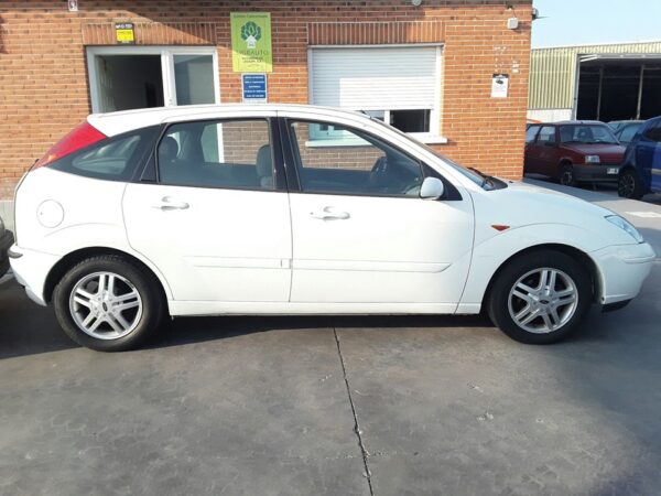 FARO IZQUIERDO FORD FOCUS BERLINA (CAK) - Imagen 3