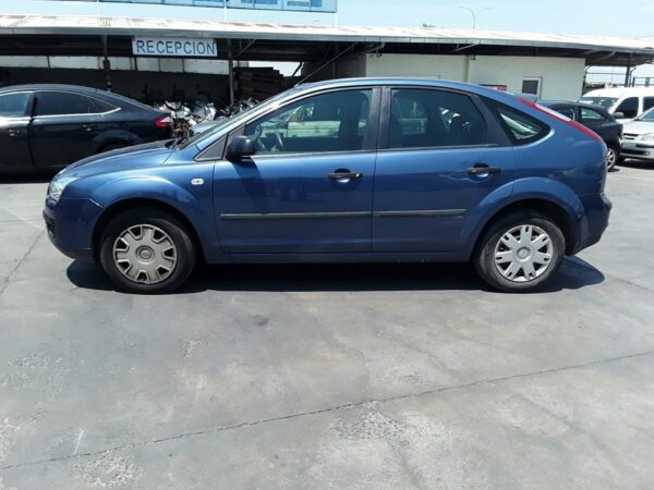 FARO IZQUIERDO FORD FOCUS BERLINA (CAP) - Imagen 5