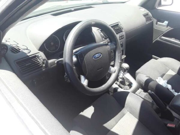 CAJA RELES / FUSIBLES FORD MONDEO BERLINA (GE) - Imagen 4