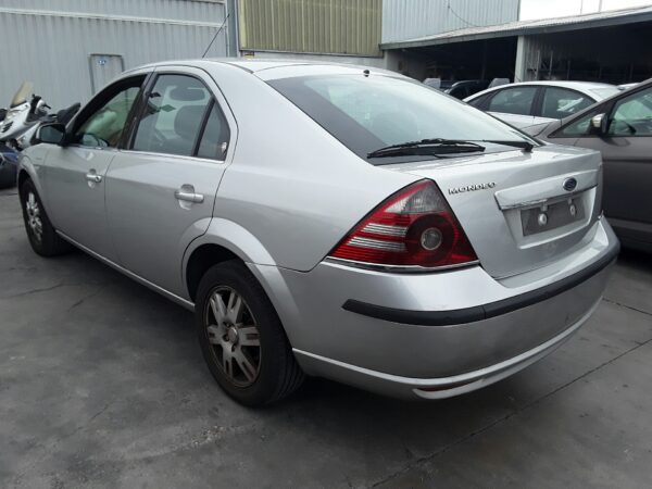 PILOTO TRASERO DERECHO FORD MONDEO BERLINA - Imagen 5
