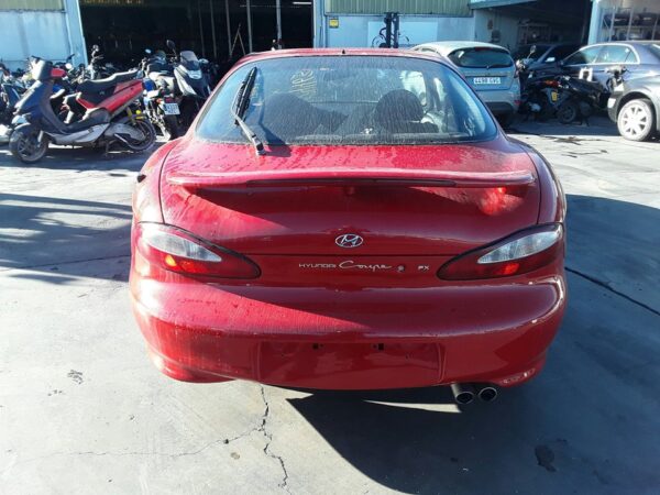 LUZ CENTRAL DE FRENO HYUNDAI COUPE (J2) - Imagen 3