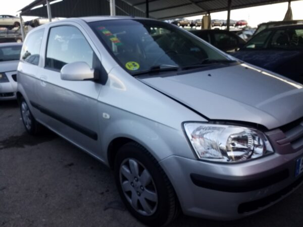 CAJA RELES / FUSIBLES HYUNDAI GETZ - Imagen 4