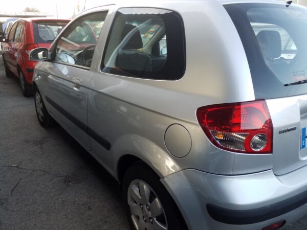 PILOTO TRASERO IZQUIERDO HYUNDAI GETZ - Imagen 5