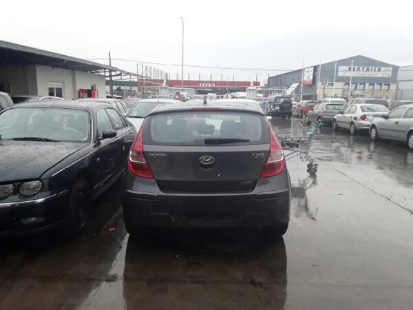 PARAGOLPES TRASERO HYUNDAI I30 (FD) - Imagen 2