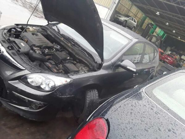 PARAGOLPES TRASERO HYUNDAI I30 (FD) - Imagen 4