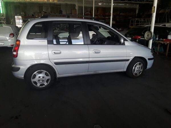 MANGUETA DELANTERA IZQUIERDA HYUNDAI MATRIX - Imagen 5
