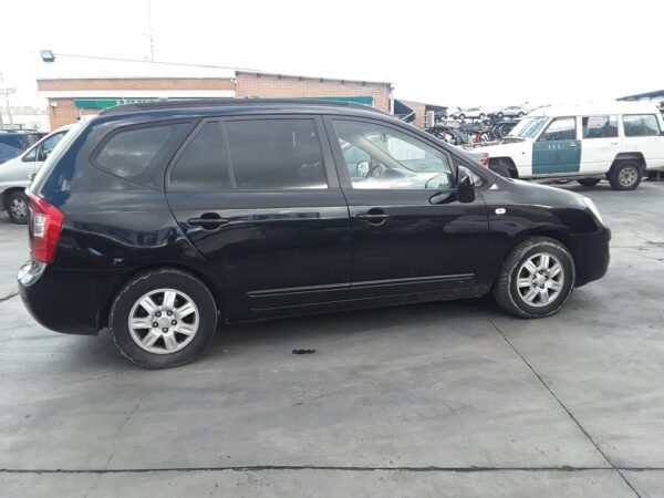 PARAGOLPES TRASERO KIA CARENS (UN) - Imagen 2