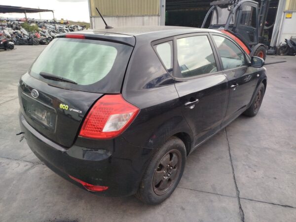 PUERTA TRASERA DERECHA KIA CEED (ED) - Imagen 3