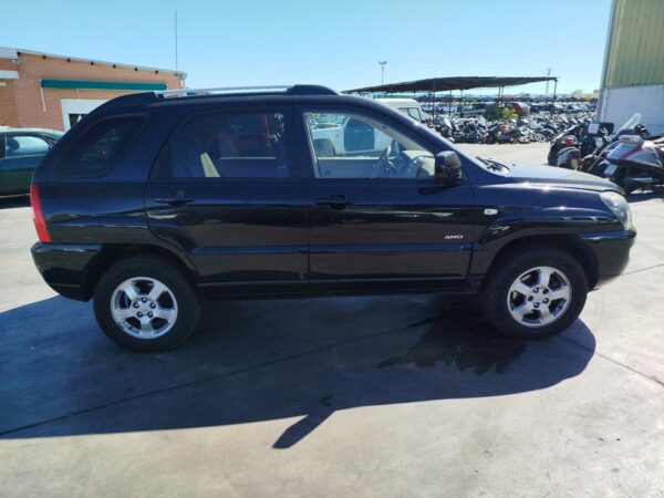 PILOTO TRASERO IZQUIERDO INTERIOR KIA SPORTAGE (KM) - Imagen 2