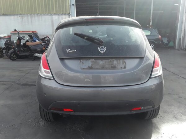 PARAGOLPES DELANTERO LANCIA YPSILON (402) - Imagen 4