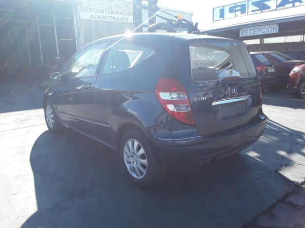 CONDENSADOR / RADIADOR  AIRE ACONDICIONADO MERCEDES-BENZ CLASE A (BM 169) - Imagen 4